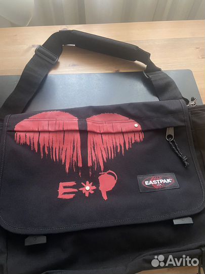 Сумка для ноутбука eastpak U.S.A