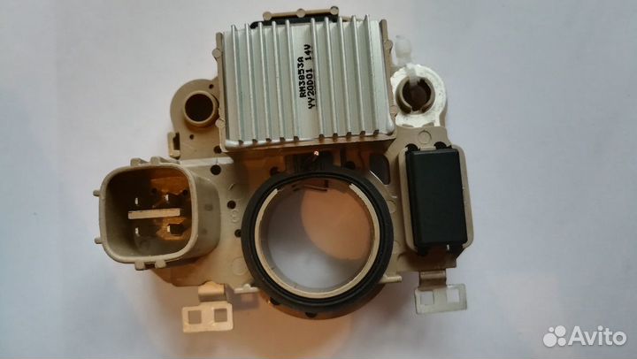 Регулятор генератора Honda HR-V