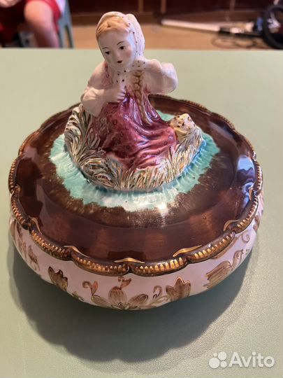 Шкатулка алёнушка зик Конаково фарфор