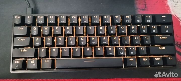 Механическая клавиатура gk61