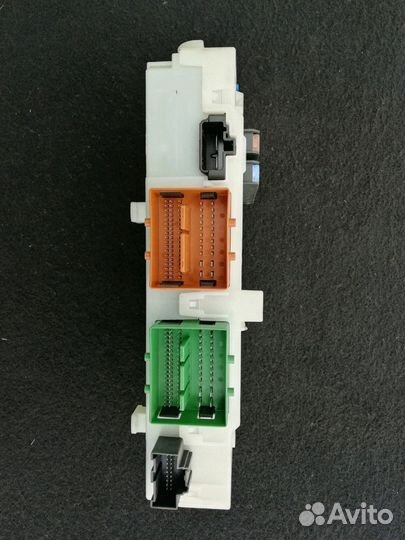 Блок предохранителей салон Форд Мондео 4