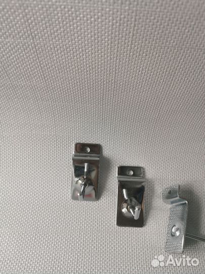 Крючки для экономпанелей