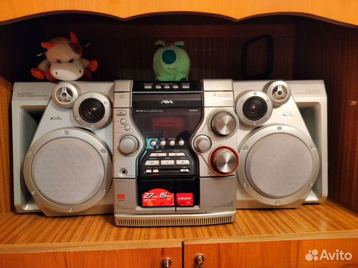 Музыкальный центр