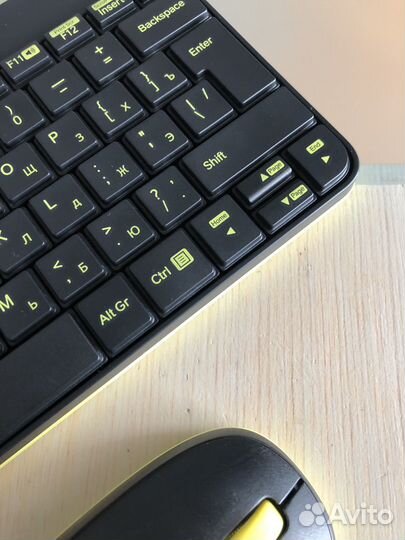 Беспроводная клавиатура Logitech mk240