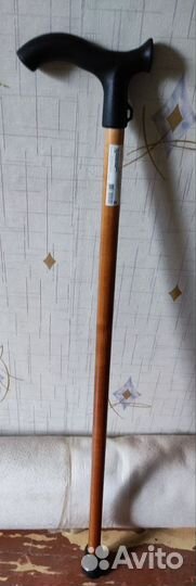 Трость опорная деревянная с пластмассовой ручкой