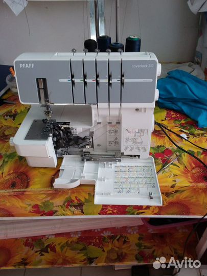 Швейная машина Pfaff