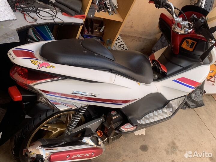 Скутер 125 Honda PSX