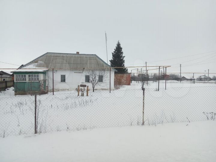 Дом 53 м² на участке 12 сот.