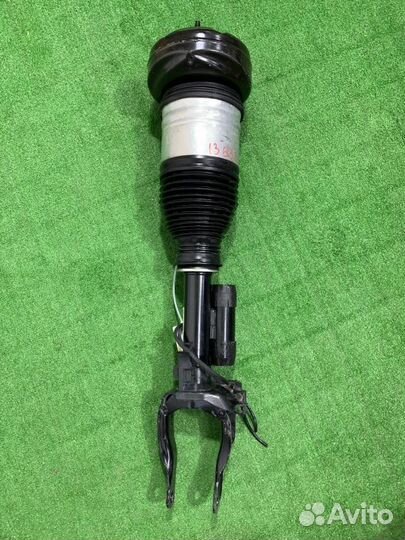 Амортизатор передний левый Mercedes-Benz Gle-Class