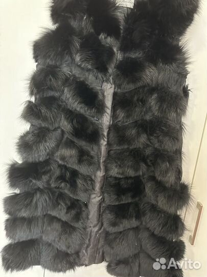 Безрукавка женская удлиненная теплая