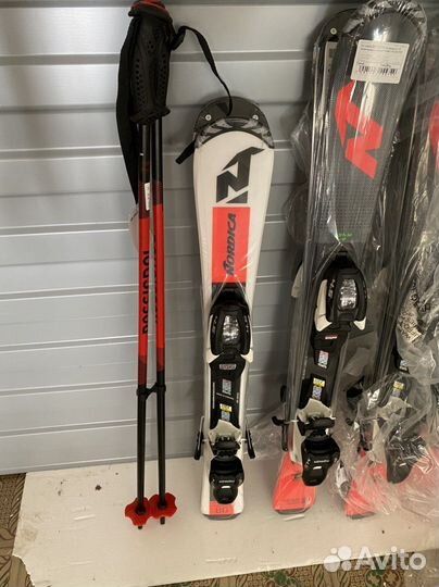 Лыжи детские, палки, маски, ботинки