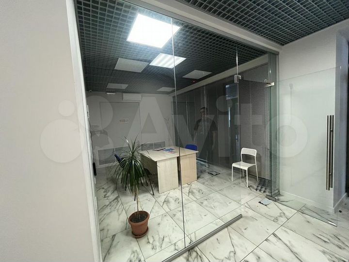 Сдам офисное помещение, 260 м²