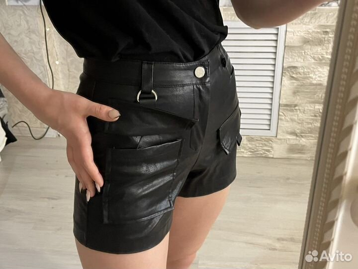 Шорты женские кожаные