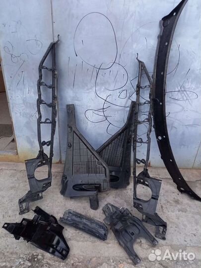 Кронштейн крыла и фар, жабо х6,х5