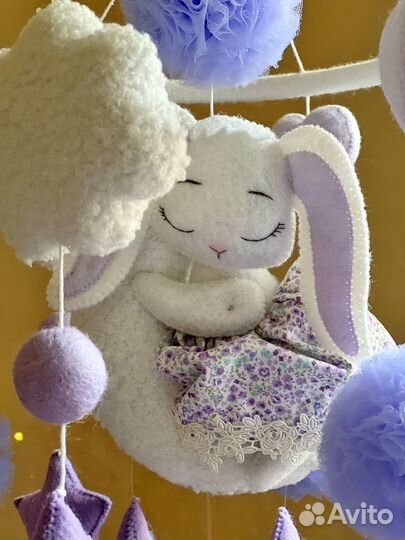 Мобиль новый на кроватку ручной работы из фетра