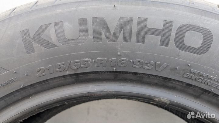 Kumho Ecsta HS52 215/55 R16 93V