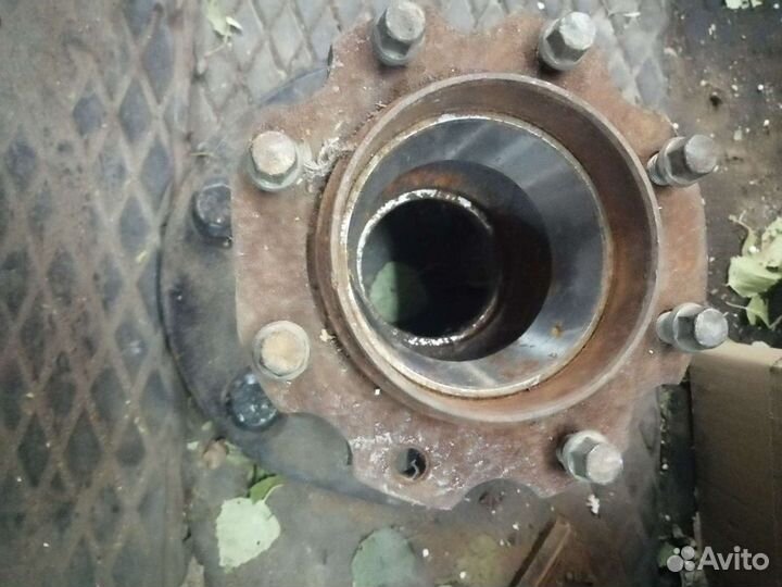 Ступица ЗИЛ