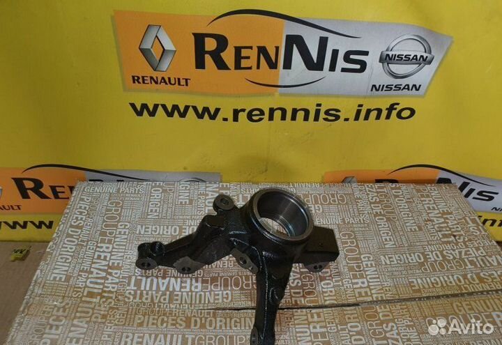 Поворотный кулак правый Renault Sandero 2