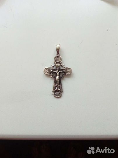 Серебряный крест