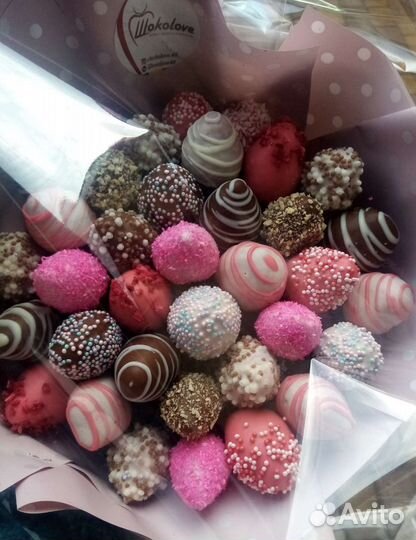 Букеты из клубники