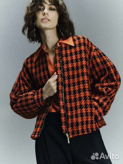 Бомбер куртка calista 42 размер