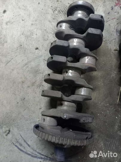 Коленвал Opel Vectra B 1.8