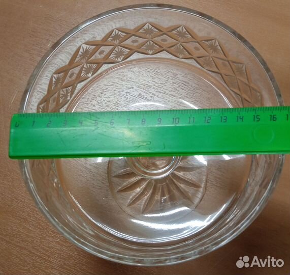 Хрустальная ваза для фруктов на ножке