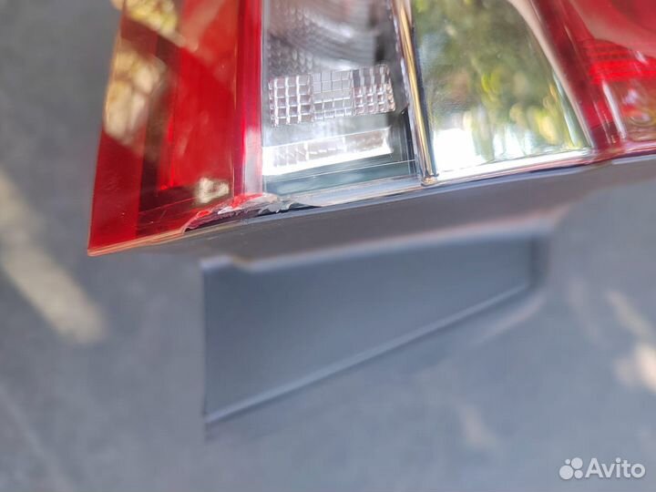 Форд Мондео 5 (Fusion). Фонарь задний левый дефект