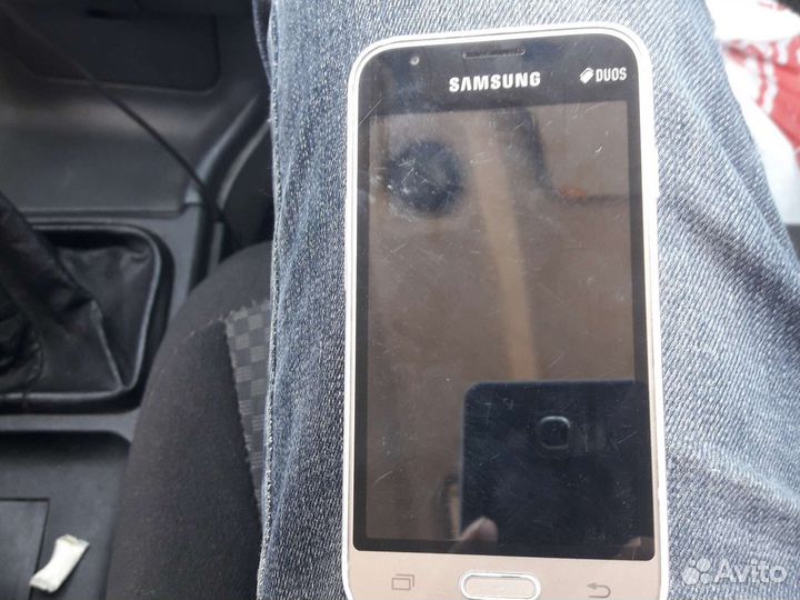 Телефон Samsung j1 mini