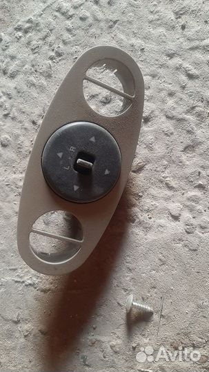 Блок управления зеркалами на Лифан Смайли,Smily