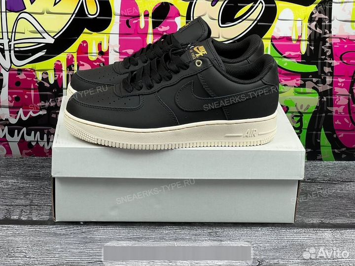 Кроссовки Nike Air Force 1 Premium Black Pack