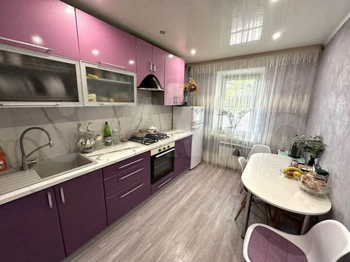 3-к. квартира, 67 м², 1/9 эт.