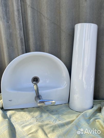 Раковина в ванную бу
