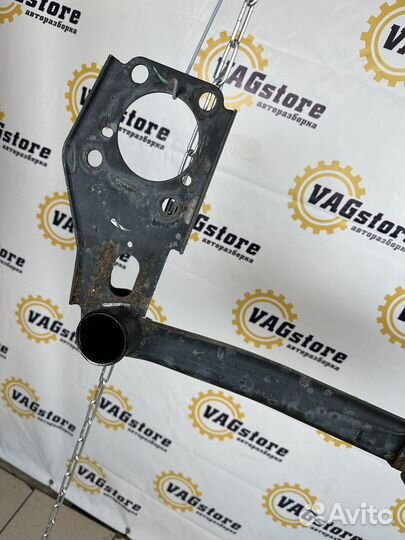 Балка поперечная Audi A4 B7 1.8 turbo