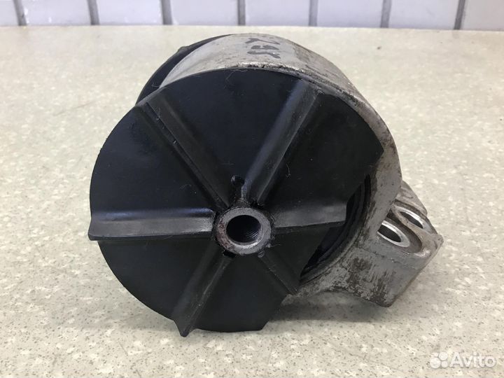 Опора двигателя правая Hyundai Accent II (тагаз) 2