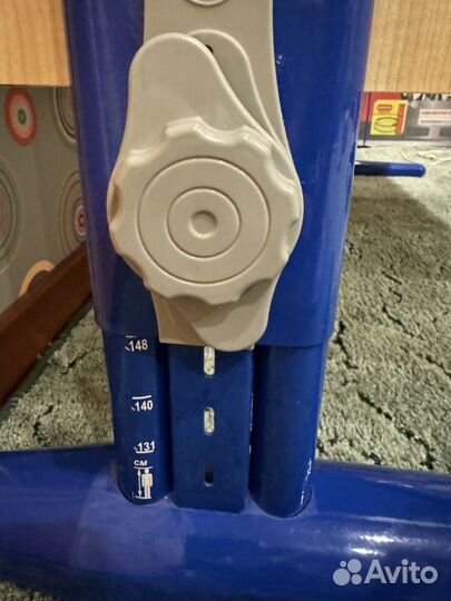 Растущий стол для школьника Деми