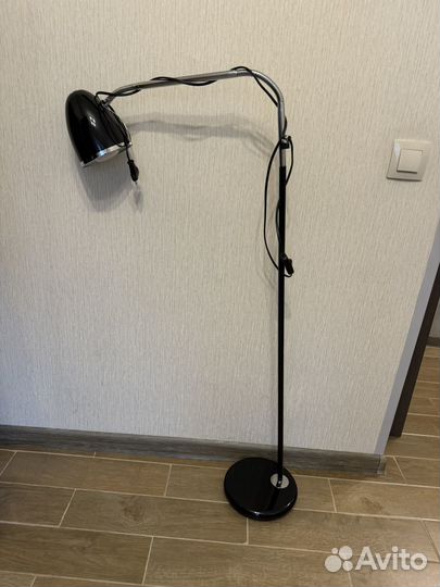 Лампа напольная