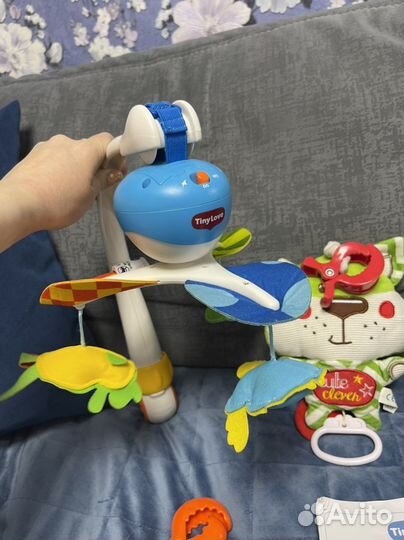 Мобиль Tiny Love и музыкальные игрушки BabyGo