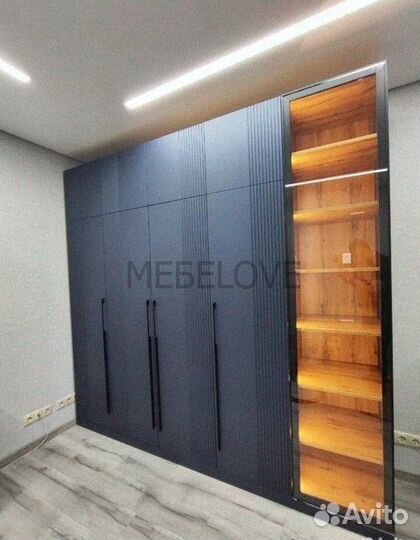 Шкаф распашной на заказ