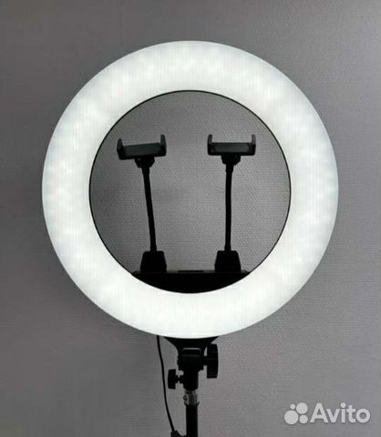 Кольцевая профессиональная лампа 45 см
