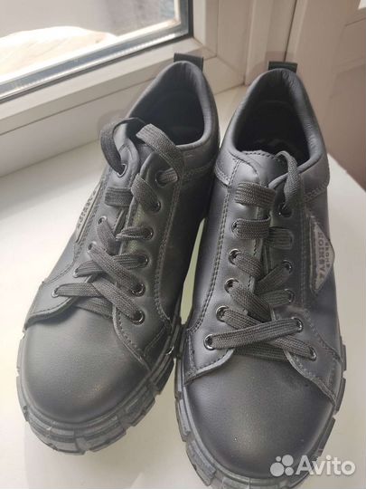 Ботинки женские