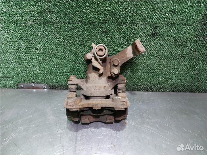 Суппорт тормозной задний левый Suzuki Sx4 хэтчбек