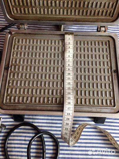 Электровафельница времен СССР