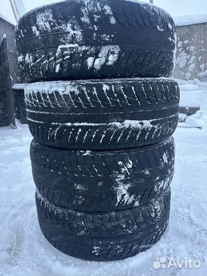 Nokian Tyres WR SUV 3 255/55 R20 110V
