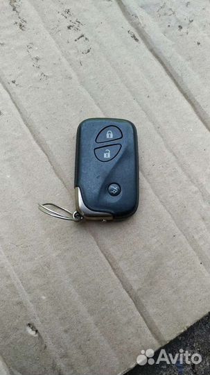 Смарт ключ Lexus is 250