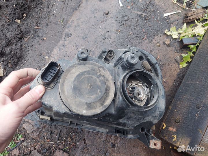 Продам фары на приору