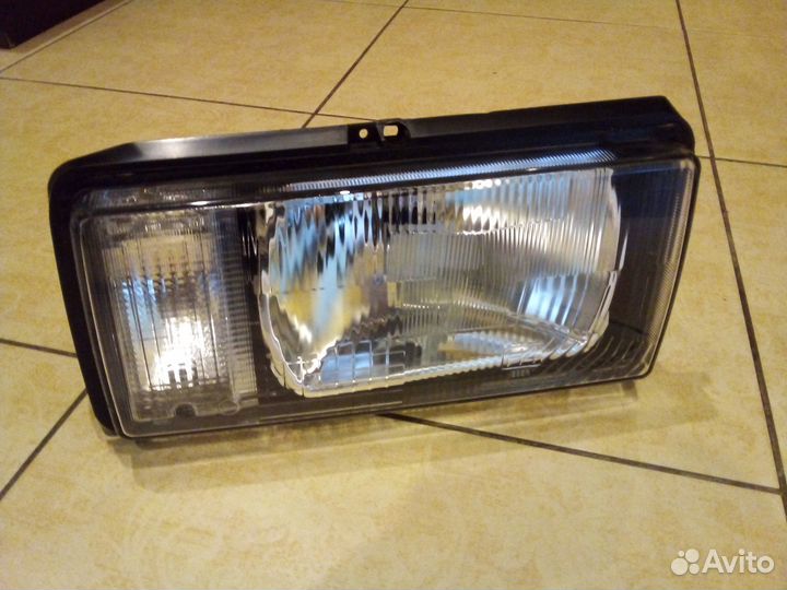 Фара ваз-2104 / 05 / 07 новая