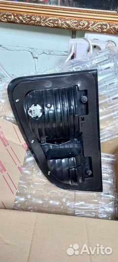 Задний фонарь lexus rx 81580-60090