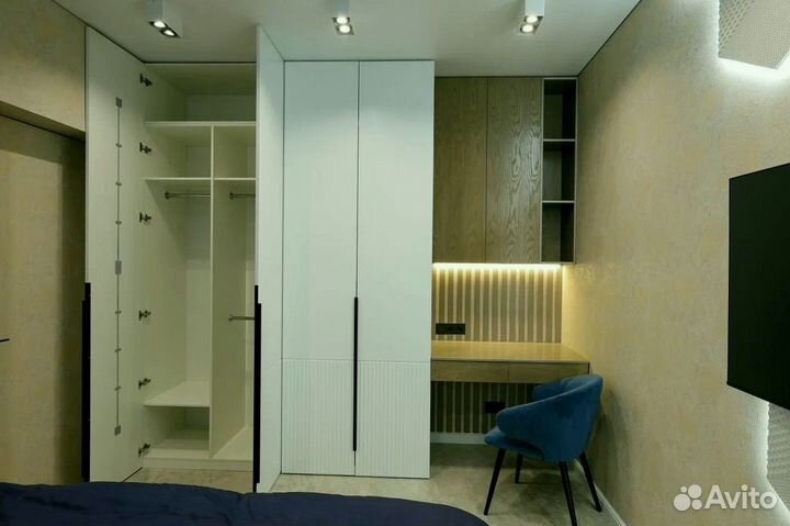 Распашной шкаф