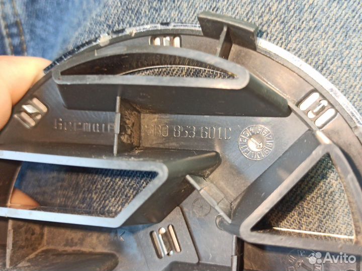 Эмблема volkswagen passat b5